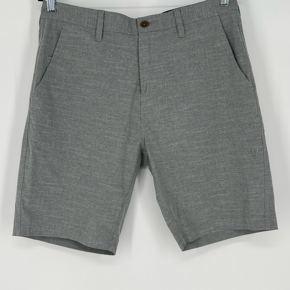 Vissla‎ Fin Rope Hybrid Walkshorts in a gray heathered color